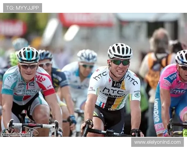 letour.com上可以查看环法自行车赛的历史回顾与经典比赛精彩瞬间